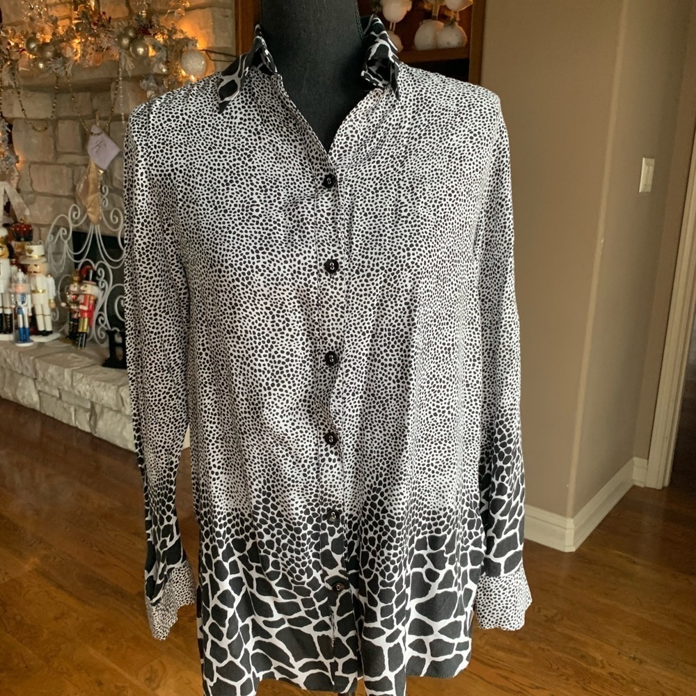 Mischa Animal‎ Print Apparel Button Down Shirt